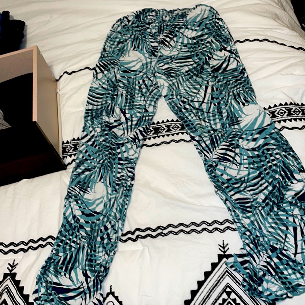 Adorable leafy green pants